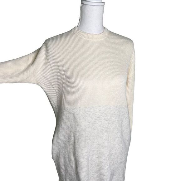 Lululemon Restful Intention sweater in cream and gray - Picture 3 of 13